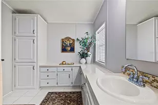 36731 Tara Ave, Zephyrhills, FL 33542 - Photo 27
