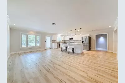 8270 30th Avenue N, Saint Petersburg, FL 33710 - Photo 15