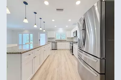 8270 30th Avenue N, Saint Petersburg, FL 33710 - Photo 19