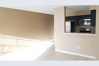 21020 Voyager Boulevard #5, Land O Lakes, FL 34638 - Photo 7