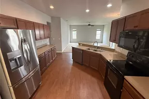 3329 Winchester Estates Cir, Lakeland, FL 33810 - Photo 9