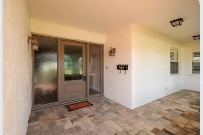 165 97th Avenue NE, Saint Petersburg, FL 33702 - Photo 5