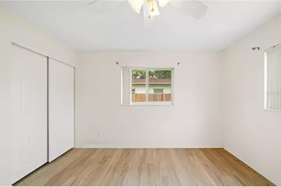 5527 Commonwealth Avenue N, Saint Petersburg, FL 33703 - Photo 17