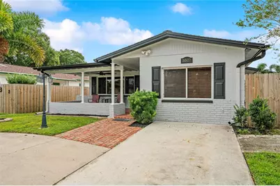 5527 Commonwealth Avenue N, Saint Petersburg, FL 33703 - Photo 1