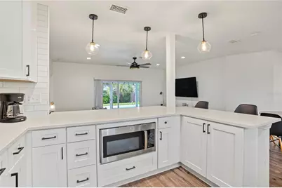 12565 81st Avenue, Seminole, FL 33776 - Photo 11
