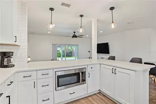 12565 81st Ave, Seminole, FL 33776 - Photo 11