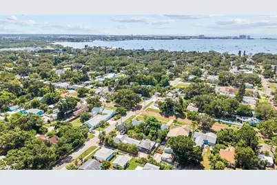 2627 52nd Street S, Gulfport, FL 33707 - Photo 37