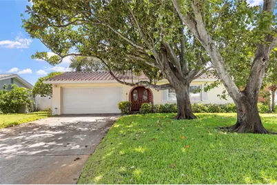 6232 43rd Avenue N, Kenneth City, FL 33709 - Photo 1