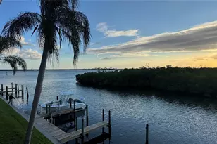 8827 Bay Pointe Dr, Tampa, FL 33615 - Photo 17