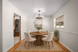 1807 Nova Dr, Valrico, FL 33596 - Photo 5
