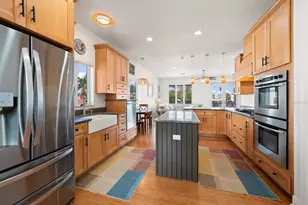 31 81st Ave, Treasure Island, FL 33706 - Photo 13