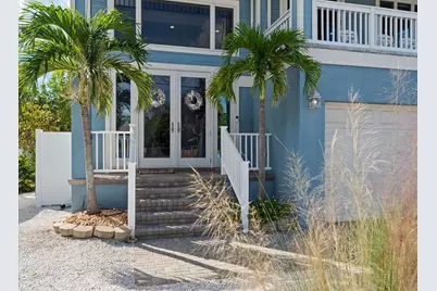 31 81st Avenue, Treasure Island, FL 33706 - Photo 5