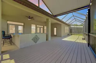 1107 Isobel Reserve Ln, Tampa, FL 33613 - Photo 3