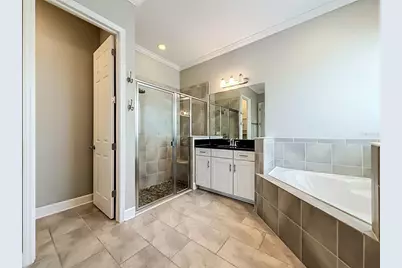 1107 Isobel Reserve Lane, Tampa, FL 33613 - Photo 47