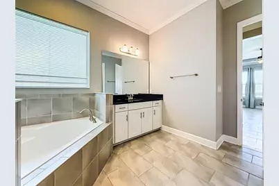 1107 Isobel Reserve Lane, Tampa, FL 33613 - Photo 45