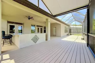 1107 Isobel Reserve Ln, Tampa, FL 33613 - Photo 71