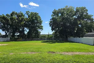 4040 W Comanche Ave, Tampa, FL 33614 - Photo 1