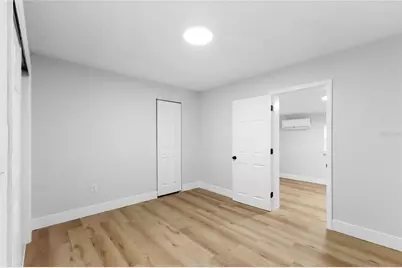 6911 Reindeer Road, Tampa, FL 33619 - Photo 13