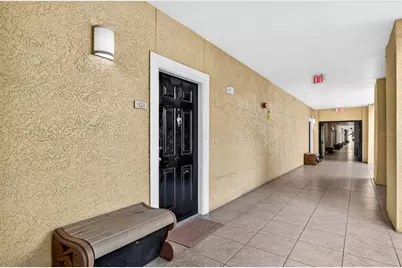 2010 E Palm Avenue #15211, Tampa, FL 33605 - Photo 9