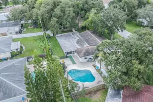 863 Bay Breeze Terrace, Largo, FL 33770 - Photo 35