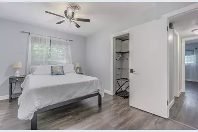 863 Bay Breeze Terrace, Largo, FL 33770 - Photo 21