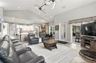 5105 Sylvan Oaks Dr, Valrico, FL 33596 - Photo 27