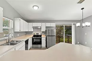 6417 28th St N, Saint Petersburg, FL 33702 - Photo 15