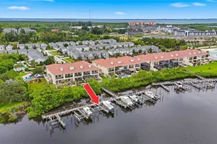 1022 Paseo Del Rio NE, Saint Petersburg, FL 33702 - Photo 41