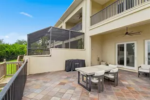 1022 Paseo Del Rio NE, Saint Petersburg, FL 33702 - Photo 33