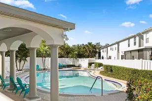 1022 Paseo Del Rio NE, Saint Petersburg, FL 33702 - Photo 51