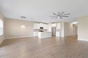 5420 Silver Sun Dr, Apollo Beach, FL 33572 - Photo 9