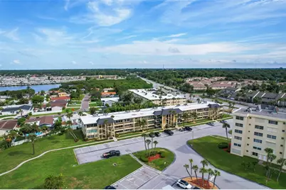 4700 Cove Circle #102, Saint Petersburg, FL 33708 - Photo 31
