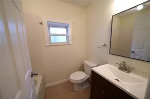 838 6th St N, Saint Petersburg, FL 33701 - Photo 17