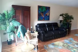 2041 Australia Way W, Clearwater, FL 33763 - Photo 3