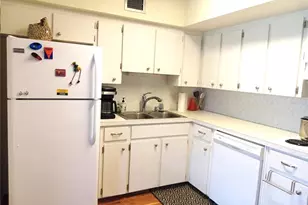 2041 Australia Way W, Clearwater, FL 33763 - Photo 13