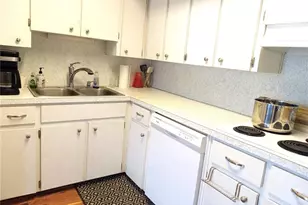 2041 Australia Way W, Clearwater, FL 33763 - Photo 15