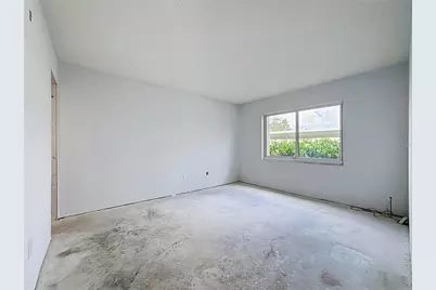 6470 Hollywood Boulevard #110, Sarasota, FL 34231 - Photo 19