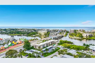 6470 Hollywood Boulevard #110, Sarasota, FL 34231 - Photo 31