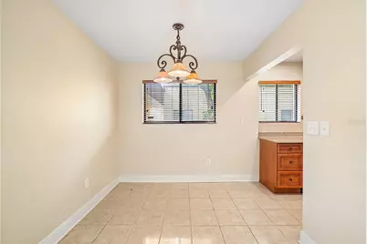 11722 Raintree Lake Lane #D, Temple Terrace, FL 33617 - Photo 5