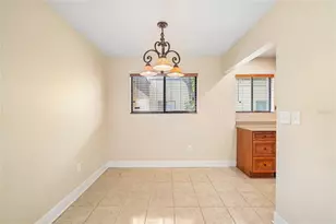11722 Raintree Lake Ln, Temple Terrace, FL 33617 - Photo 5