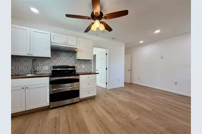 3827 2nd Avenue N, Saint Petersburg, FL 33713 - Photo 3