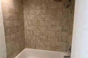 8709 N Mandarine Pl, Tampa, FL 33617 - Photo 17