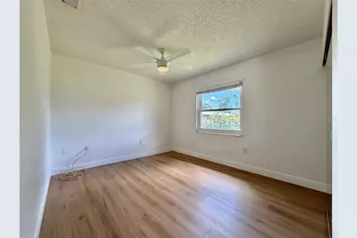 4100 45th Avenue N, Saint Petersburg, FL 33714 - Photo 13
