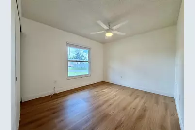 4100 45th Avenue N, Saint Petersburg, FL 33714 - Photo 11