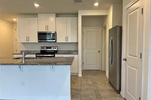 32455 Limitless Pl, Wesley Chapel, FL 33545 - Photo 11
