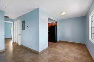 4859 Coquina Key Dr SE, Saint Petersburg, FL 33705 - Photo 9