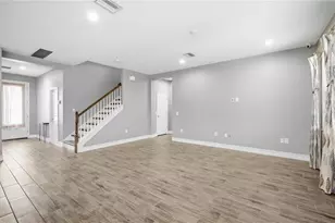 16368 Hyde Manor Dr, Tampa, FL 33647 - Photo 9