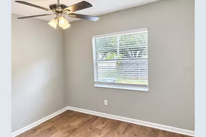 432 Regal Park Drive, Valrico, FL 33594 - Photo 9