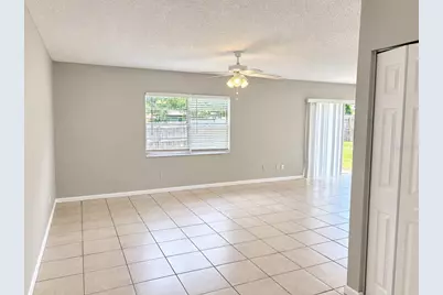 432 Regal Park Drive, Valrico, FL 33594 - Photo 3