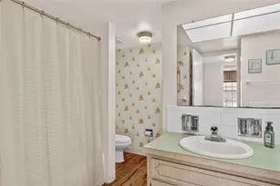 10215 Regal Dr, Largo, FL 33774 - Photo 15